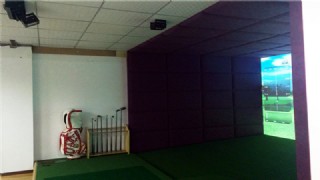 云南大理室内高尔夫模拟器设备会所完工，新款高速摄像模拟高尔夫设备